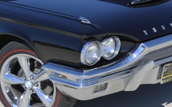 Used-1964-Ford-Thunderbird