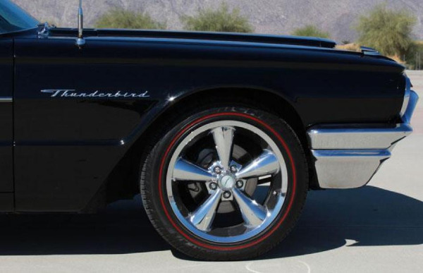Used-1964-Ford-Thunderbird