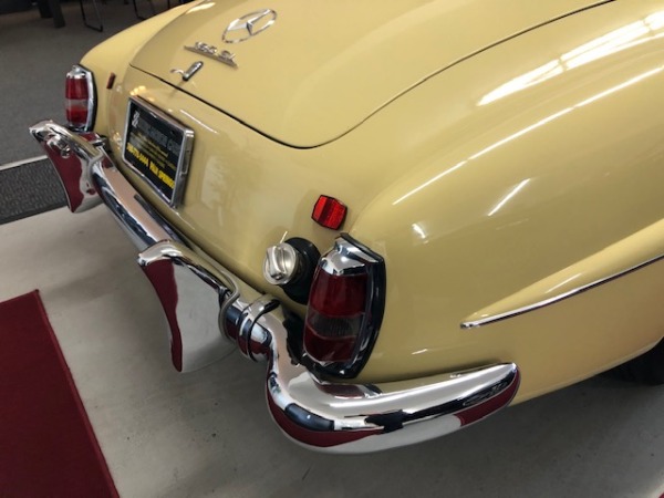 Used-1959-Mercedes-Benz-190SL