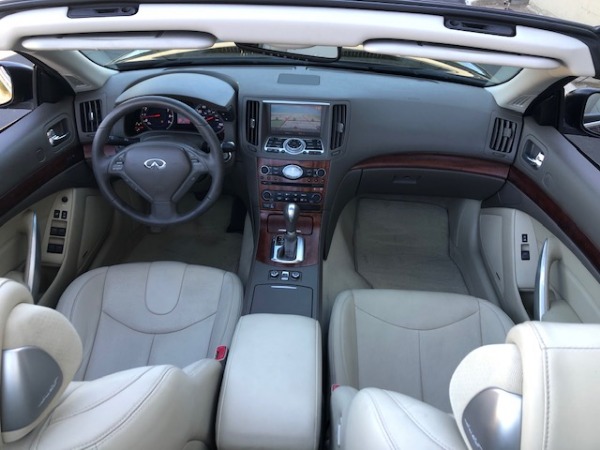 Used-2009-INFINITI-G37