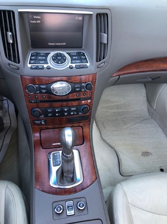 Used-2009-INFINITI-G37