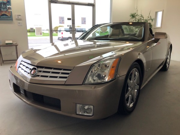 Used-2008-Cadillac-XLR