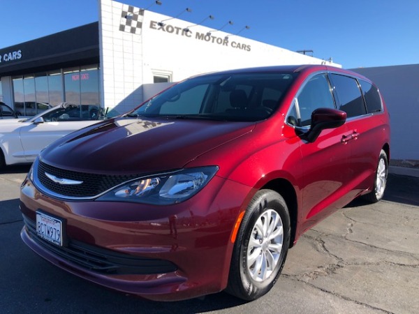 Used-2017-Chrysler-Pacifica-Touring