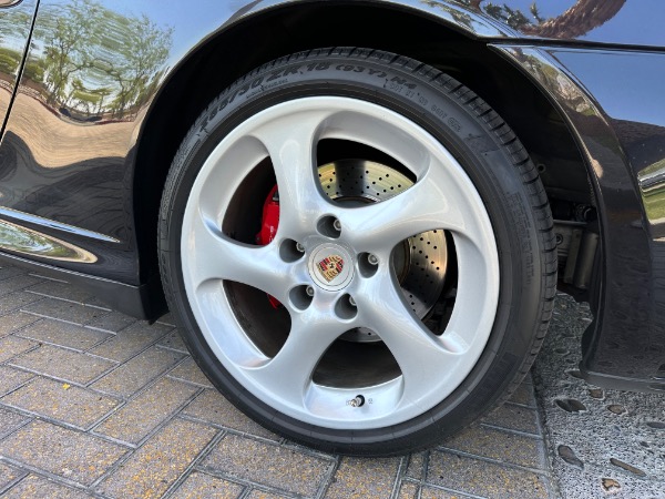 Used-2004-Porsche-911-Carrera-4S