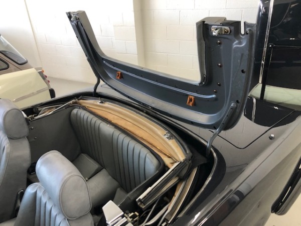 Used-1988-Mercedes-Benz-560-Class-560-SL