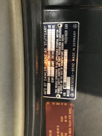 Used-1988-Mercedes-Benz-560-Class-560-SL