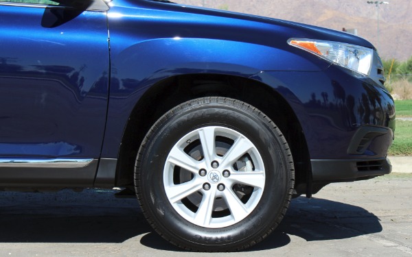 Used-2013-Toyota-Highlander