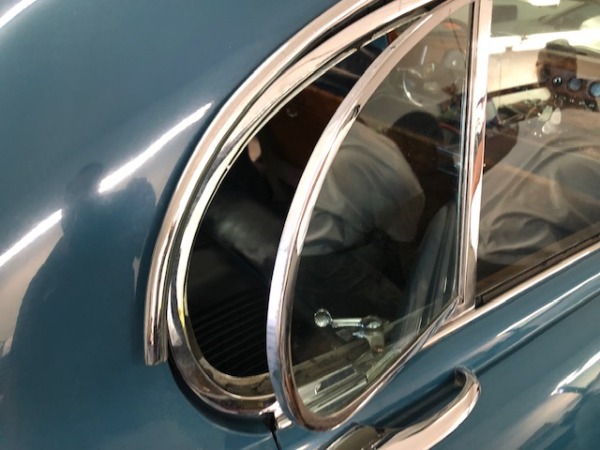 Used-1966-Jaguar-Mk-X-42