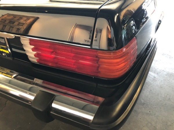 Used-1989-Mercedes-Benz-560-Class-560-SL