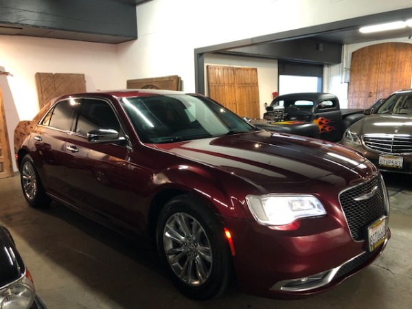 Used-2017-Chrysler-300-C