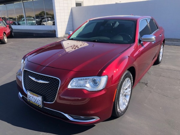 Used-2017-Chrysler-300-C