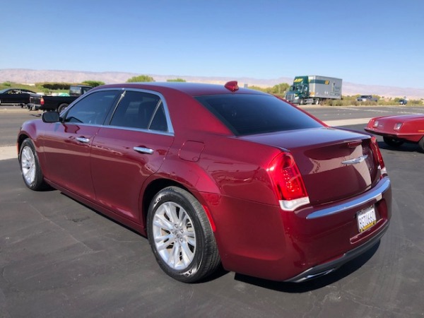 Used-2017-Chrysler-300-C