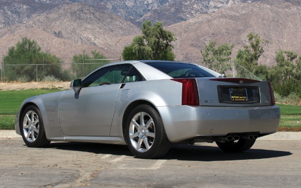 Used-2005-Cadillac-XLR