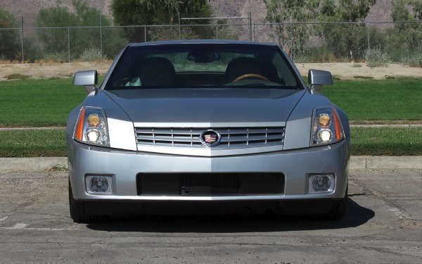 Used-2005-Cadillac-XLR