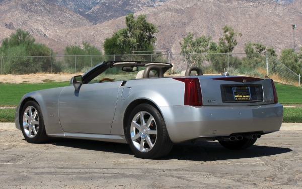 Used-2005-Cadillac-XLR