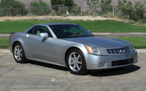 Used-2005-Cadillac-XLR