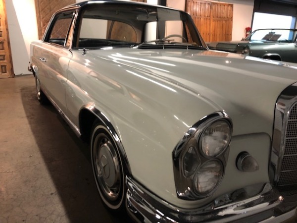 Used-1964-Mercedes-Benz-220-SE