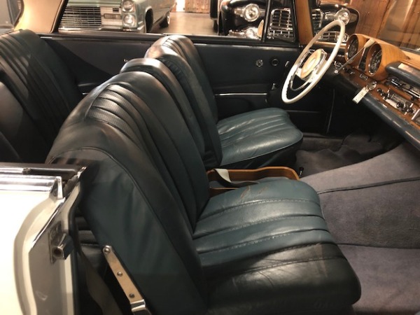 Used-1964-Mercedes-Benz-220-SE