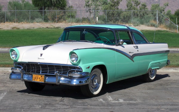 Used-1956-Ford-Fairlane-Crown-Victoria