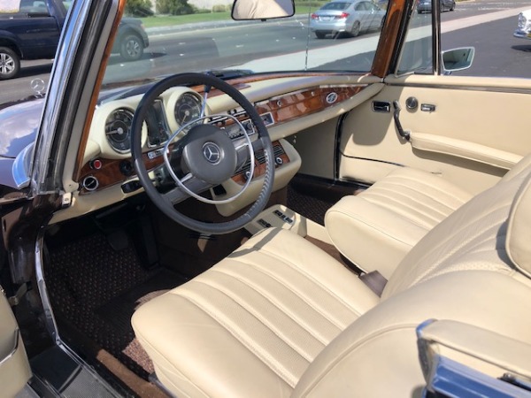 Used-1971-Mercedes-Benz-280-SE-35