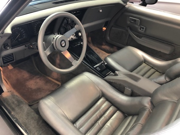 Used-1978-Chevrolet-Corvette-Pace-Car