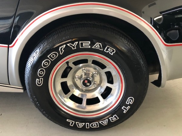 Used-1978-Chevrolet-Corvette-Pace-Car