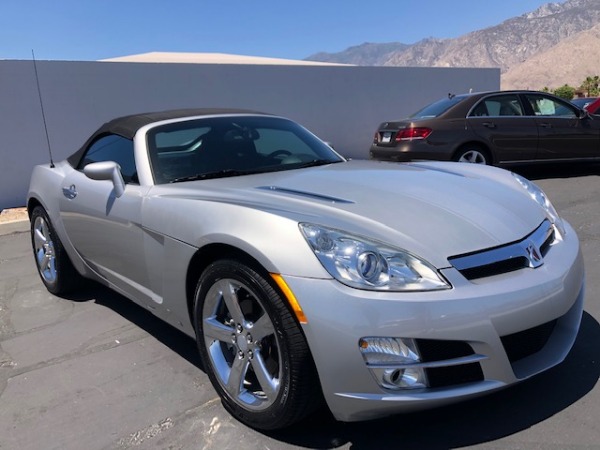 Used-2009-Saturn-SKY