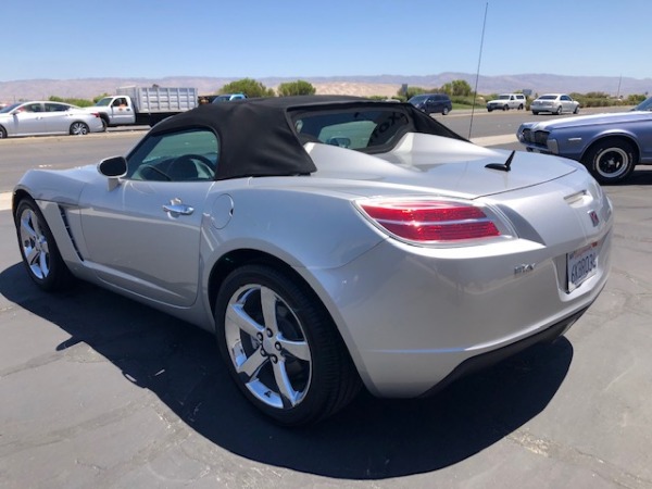 Used-2009-Saturn-SKY