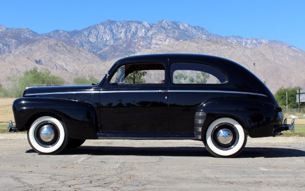 Used-1942-Ford-Deluxe-Coupe