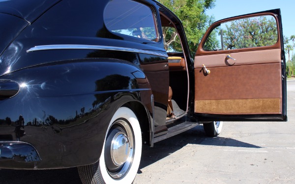 Used-1942-Ford-Deluxe-Coupe