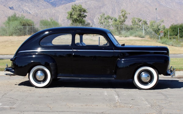 Used-1942-Ford-Deluxe-Coupe