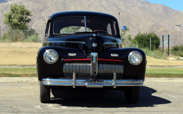 Used-1942-Ford-Deluxe-Coupe