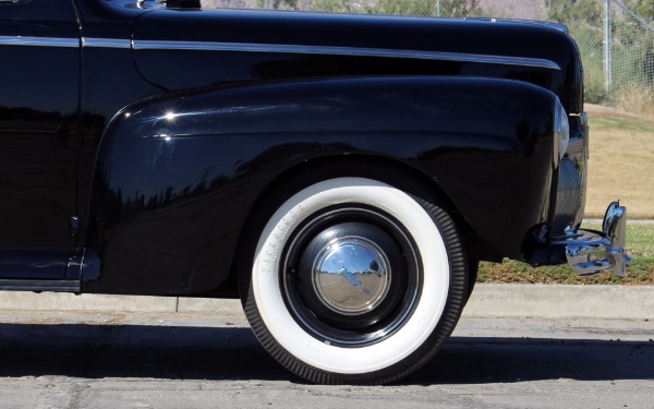 Used-1942-Ford-Deluxe-Coupe