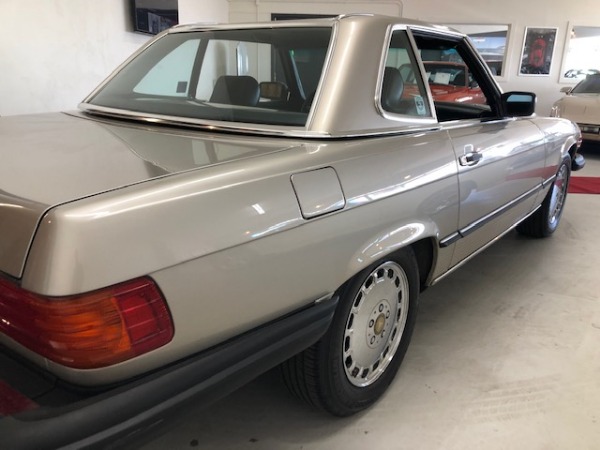 Used-1988-Mercedes-Benz-560SL-conv-low-32156-miles