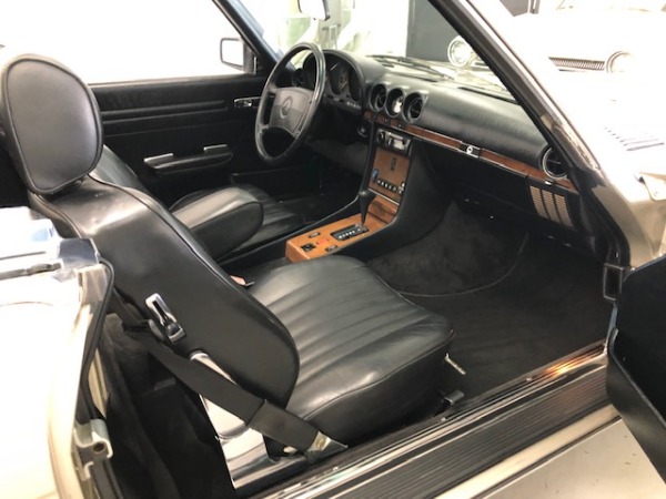 Used-1988-Mercedes-Benz-560SL-conv-low-32156-miles