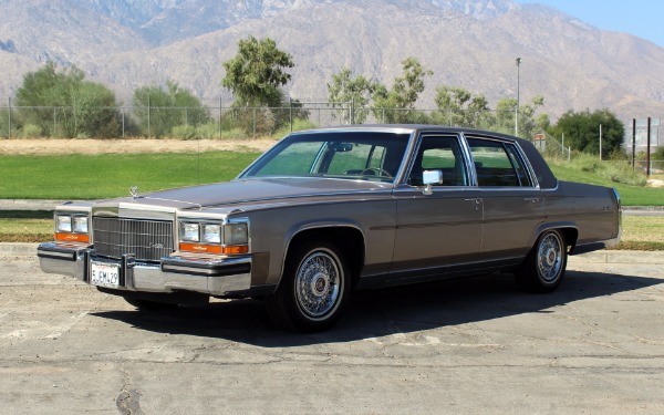 Used-1986-Cadillac-Fleetwood