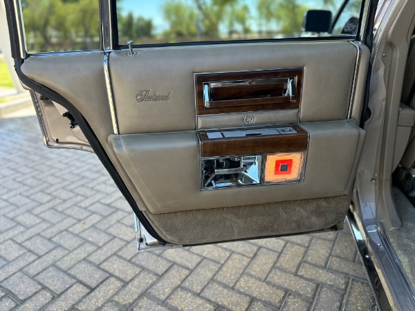 Used-1986-Cadillac-Fleetwood-Brougham