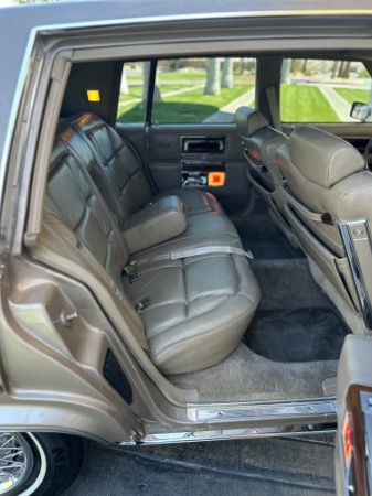 Used-1986-Cadillac-Fleetwood-Brougham