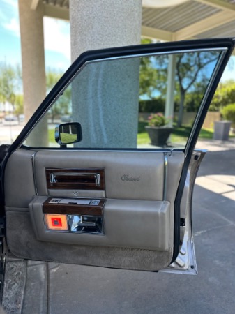 Used-1986-Cadillac-Fleetwood-Brougham