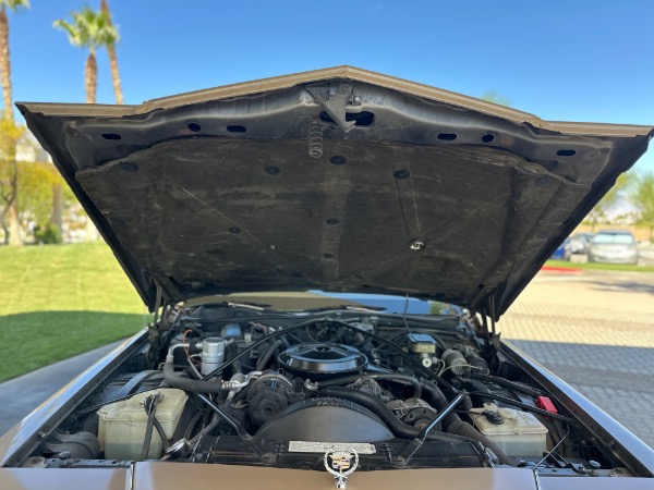Used-1986-Cadillac-Fleetwood-Brougham