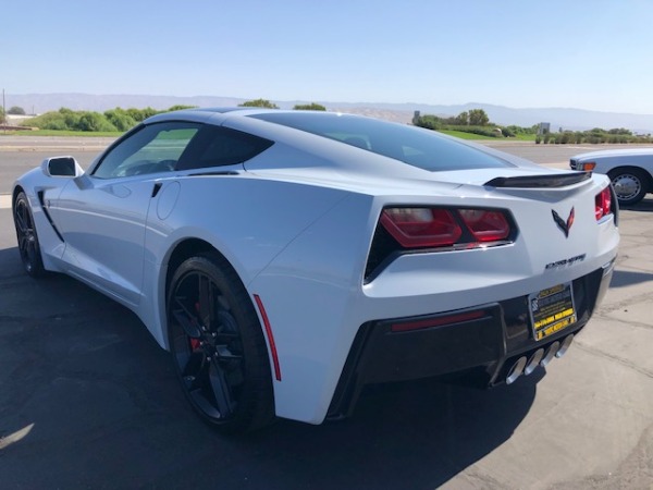 Used-2019-Chevrolet-Corvette-Stingray