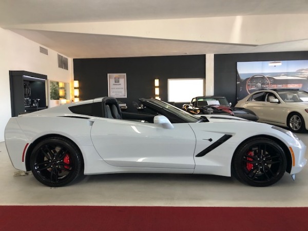 Used-2019-Chevrolet-Corvette-Stingray