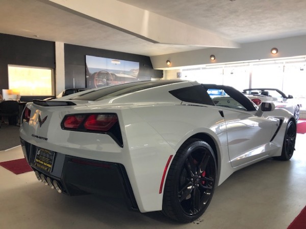 Used-2019-Chevrolet-Corvette-Stingray