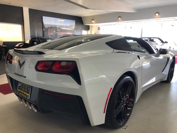 Used-2019-Chevrolet-Corvette-Stingray