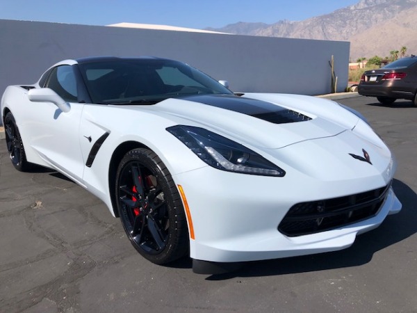 Used-2019-Chevrolet-Corvette-Stingray