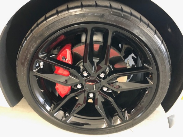 Used-2019-Chevrolet-Corvette-Stingray