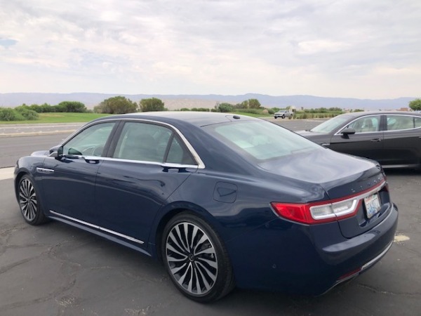 Used-2017-Lincoln-Continental-Black-Label