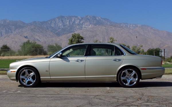 Used-2007-Jaguar-XJ-Series-Vanden-Plas