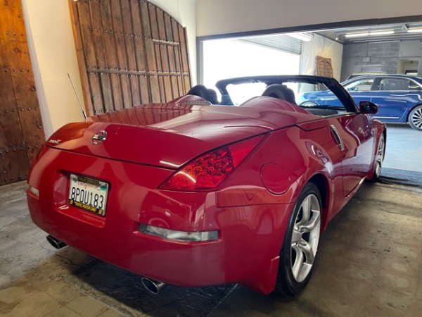 Used-2007-Nissan-350Z-Touring