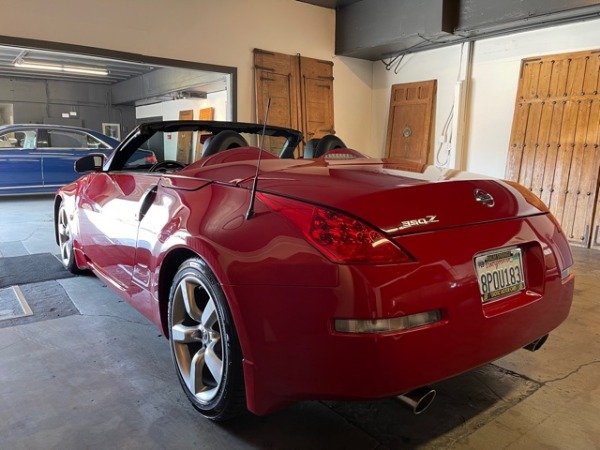 Used-2007-Nissan-350Z-Touring